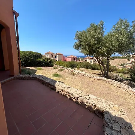 Calarossa Village Apartman *